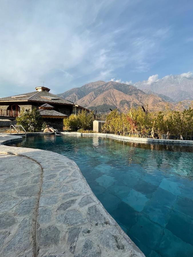 Osho Himalayas Wellness Resort Kangra Exterior foto
