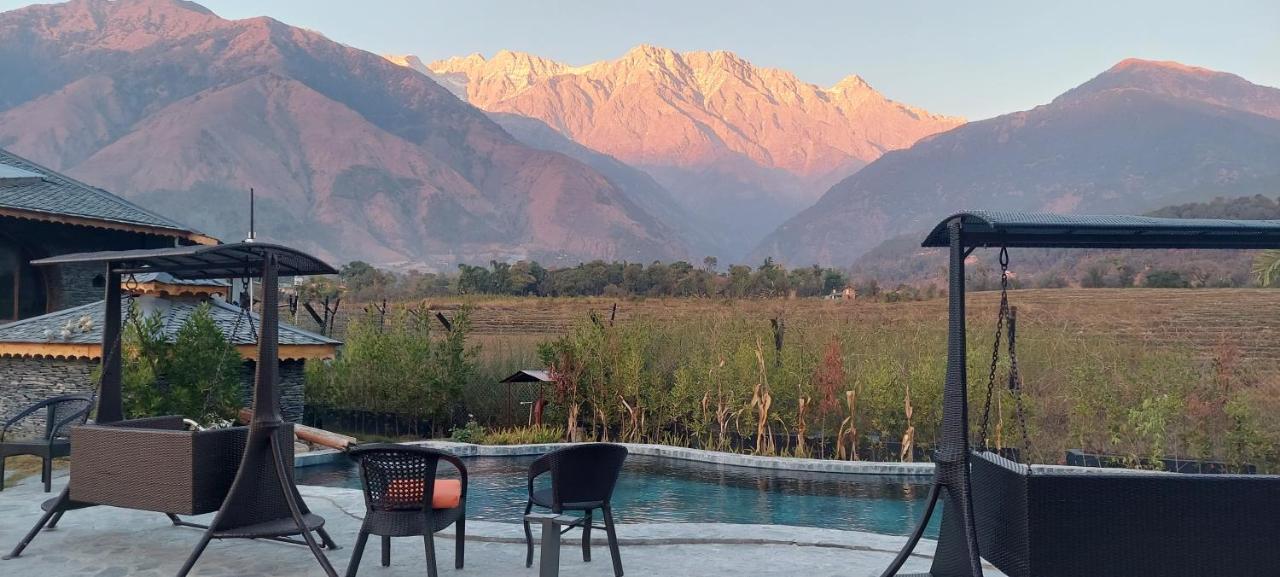 Osho Himalayas Wellness Resort Kangra Exterior foto